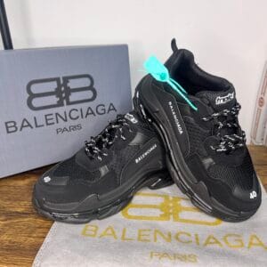 adidasi bal black
