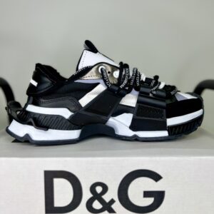 adidasi dg black